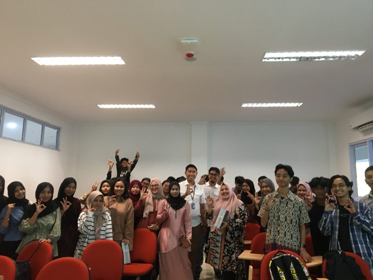 Bank Indonesia Mengajar: Kuliah Dosen Praktisi Bersama Mahasiswa FEBM UMRAH