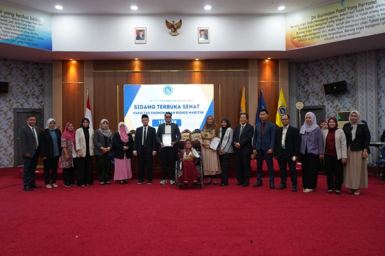 FEBM UMRAH Gelar Yudisium Lulusan Angkatan XXII