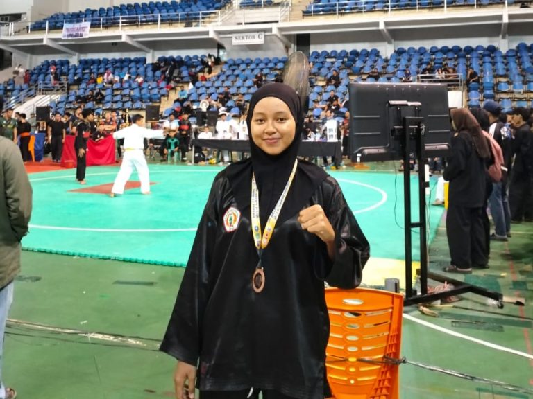 Desi Wahyuni Mahasiswa Manajemen UMRAH Tampil Gemilang di 2nd Batam Open Championship 2024