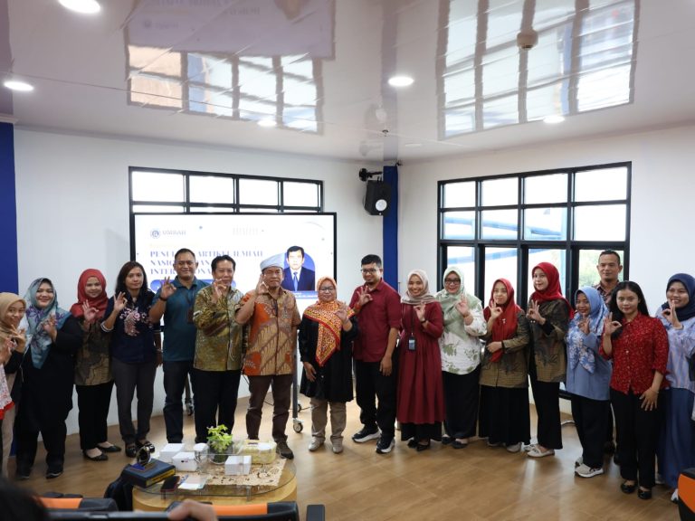 FEBM UMRAH Gelar Pelatihan Penulisan Artikel Ilmiah Nasional dan Internasional