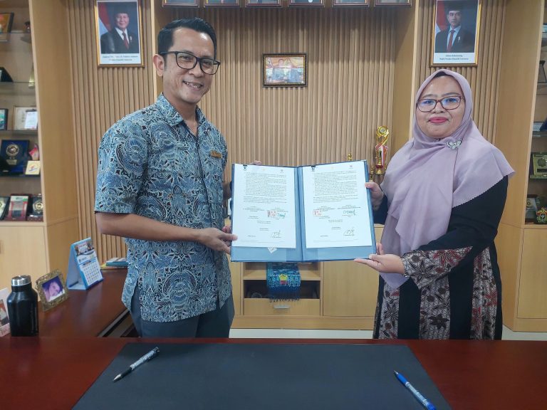 Penandatanganan MoA & IA antara FEBM UMRAH dan Banyan Tree Group: Perluas Peluang Magang Mahasiswa di Skala Internasional