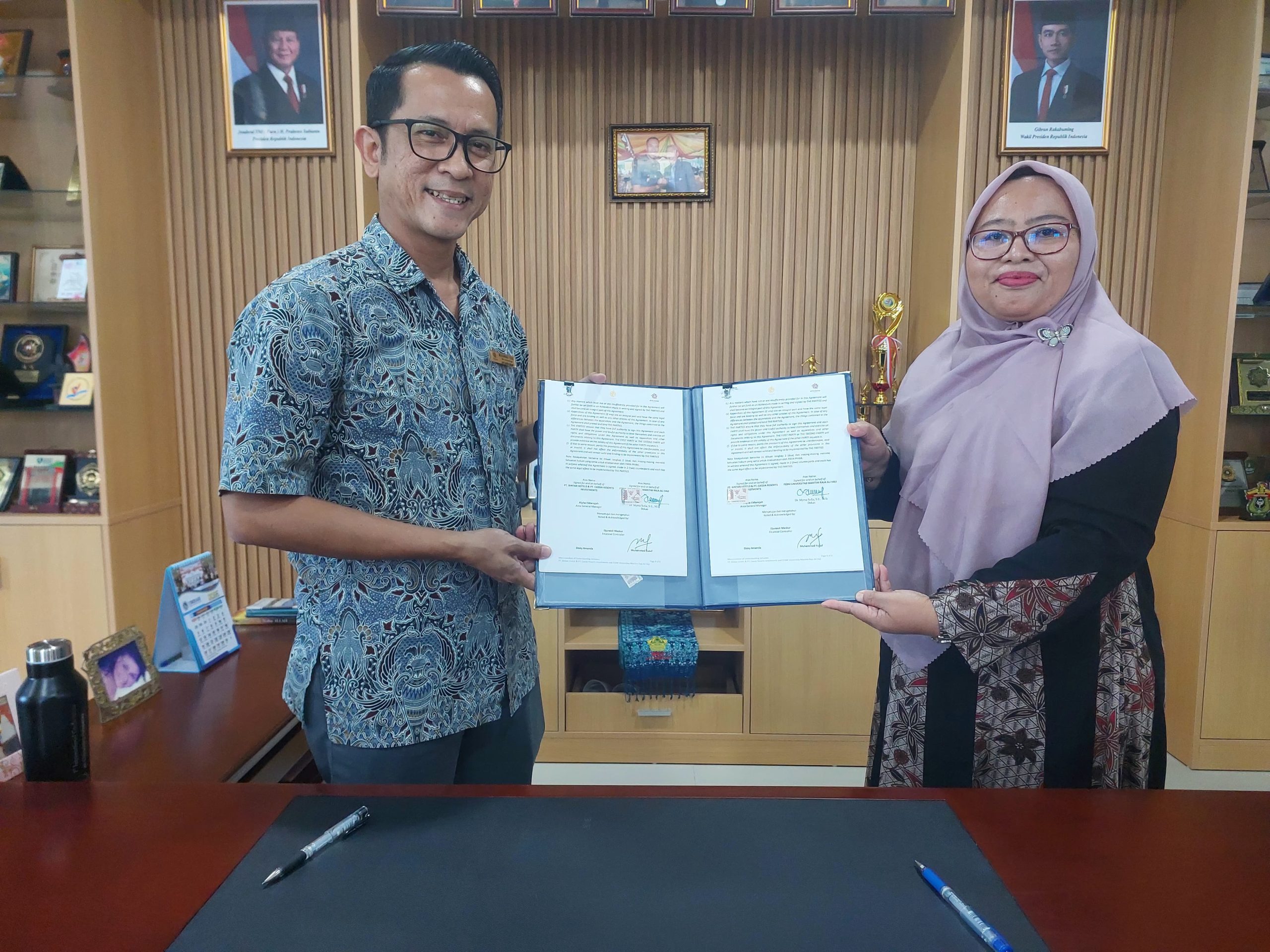 Read more about the article Penandatanganan MoA & IA antara FEBM UMRAH dan Banyan Tree Group: Perluas Peluang Magang Mahasiswa di Skala Internasional
