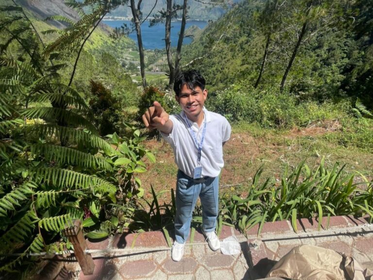 Patar Marbun, Mahasiswa Bisnis Digital Terpilih sebagai Delegasi Youthopia Symposium 2025