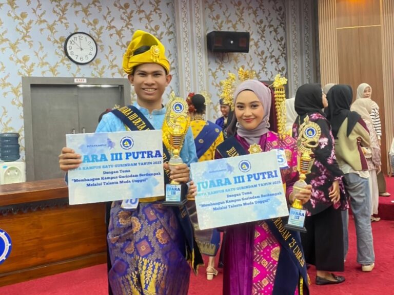 Dua Mahasiswa Berprestasi Prodi Bisnis Digital, Patar dan Ralda Berhasil Meraih Juara III Pada Ajang Bergengsi Duta Kampus Satu Gurindam UMRAH 2025