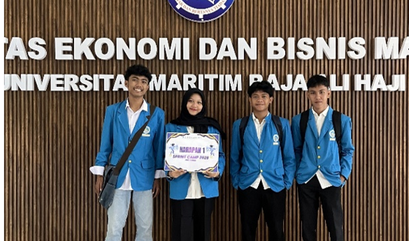 Kolaborasi Mahasiswa Bisnis Digital dan Teknik Informatika Raih Prestasi melalui Solusi Digital Inovatif untuk UMKM di SPRINT CAMP UMRAH 2026